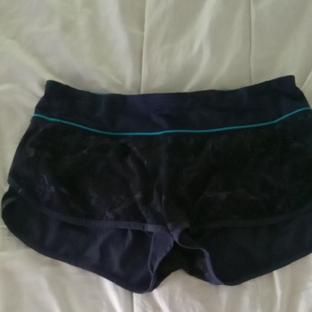Lululemon Dark Blue Athletic Shorts with Teal Trim Speed Up 2.5"